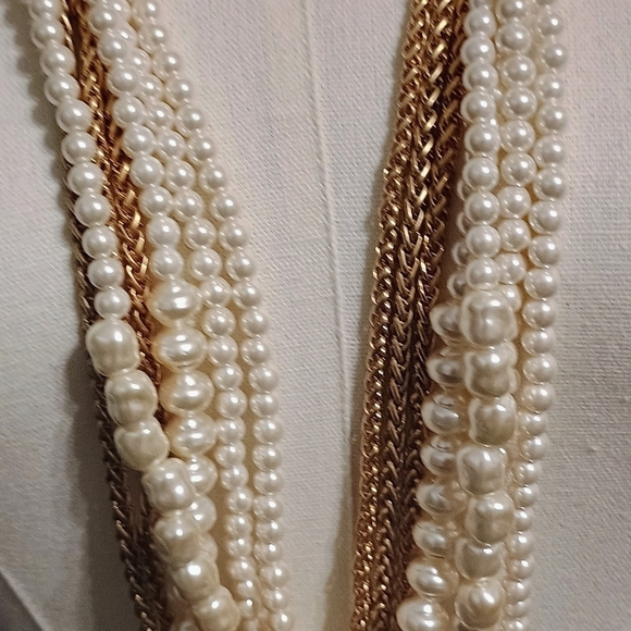 NWT Chico's PIA Multi-Strand Faux Pearl & Gold Chain Necklace - Picture 3 of 6
